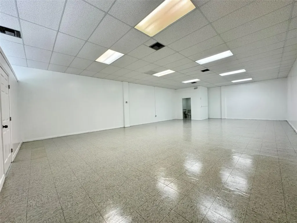 1830 NW 38 Lauderhill FL 33311
