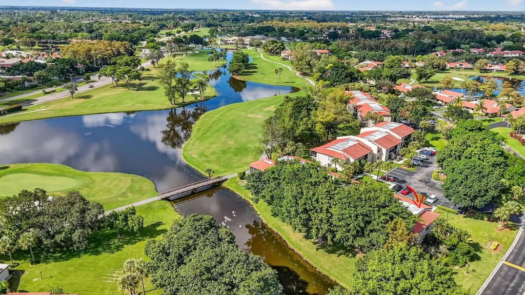 8310 Casa Del Lago Boca Raton FL 33433