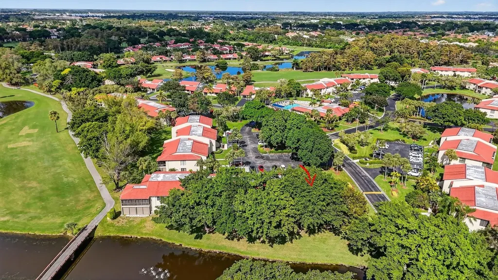 8310 Casa Del Lago Boca Raton FL 33433
