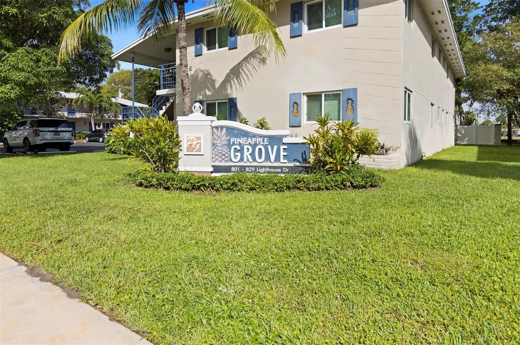 817 Lighthouse Drive North Palm Beach FL 33408