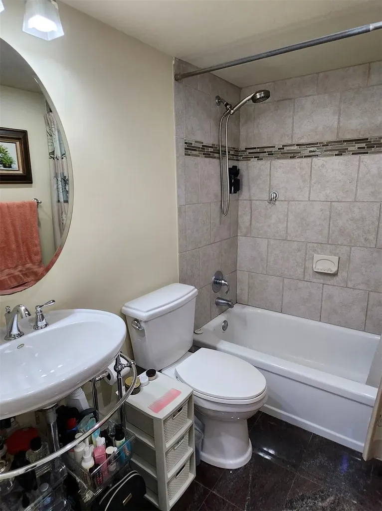 900 NE 18th Avenue Fort Lauderdale FL 33304