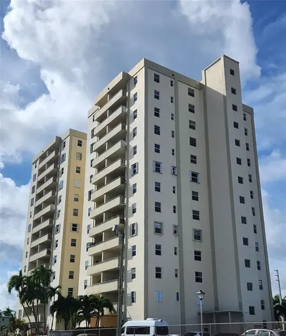 900 NE 18th Avenue Fort Lauderdale FL 33304