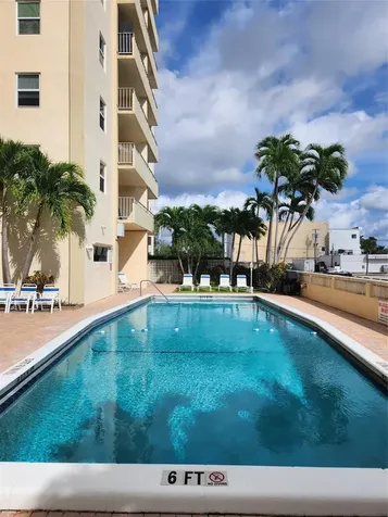 900 NE 18th Avenue Fort Lauderdale FL 33304