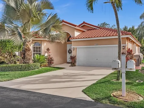 3580 Canary Palm Court Pompano Beach FL 33069