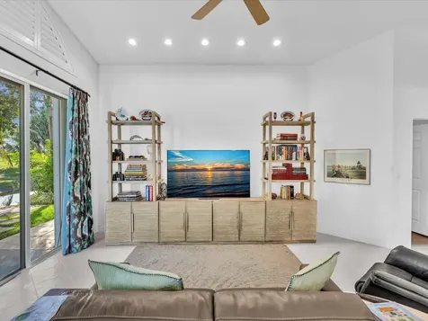 3580 Canary Palm Court Pompano Beach FL 33069