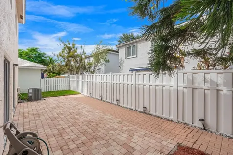 9918 NW 2nd Court Plantation FL 33324