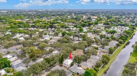 9918 NW 2nd Court Plantation FL 33324