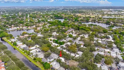 9918 NW 2nd Court Plantation FL 33324