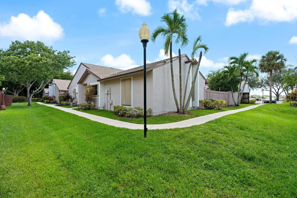 151 NW 115th Avenue Plantation FL 33325