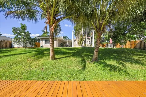 4230 NW 12th Street Coconut Creek FL 33066