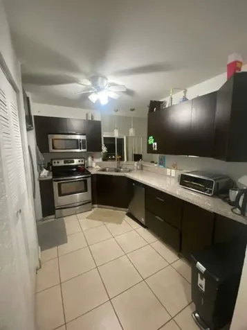 3441 NW 44 Street Oakland Park FL 33309