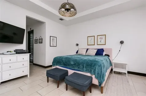 15901 SW 136th Way Miami FL 33196