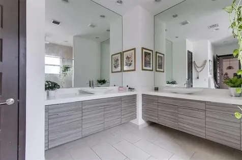15901 SW 136th Way Miami FL 33196
