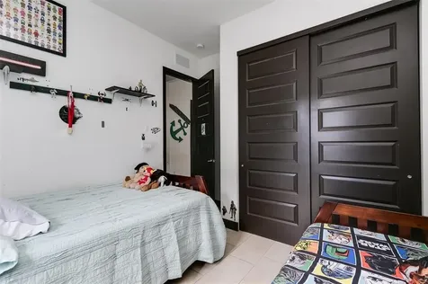 15901 SW 136th Way Miami FL 33196