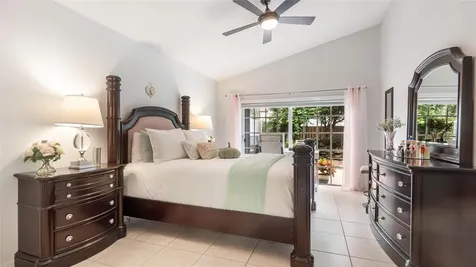 9801 NW 5th Court Plantation FL 33324