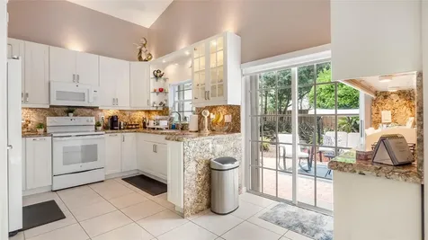 9801 NW 5th Court Plantation FL 33324