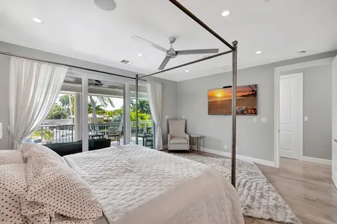 288 S Tradewinds Avenue Lauderdale By The Sea FL 33308