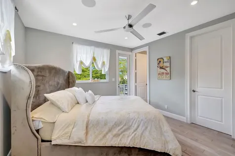 288 S Tradewinds Avenue Lauderdale By The Sea FL 33308