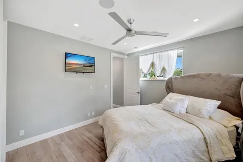 288 S Tradewinds Avenue Lauderdale By The Sea FL 33308