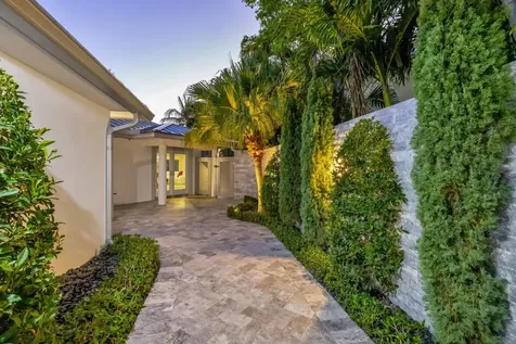 288 S Tradewinds Avenue Lauderdale By The Sea FL 33308