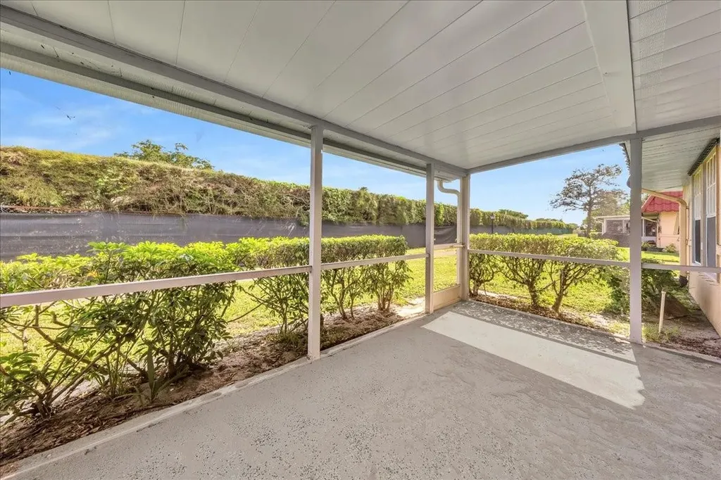 123 Amherst Lane Lake Worth FL 33467