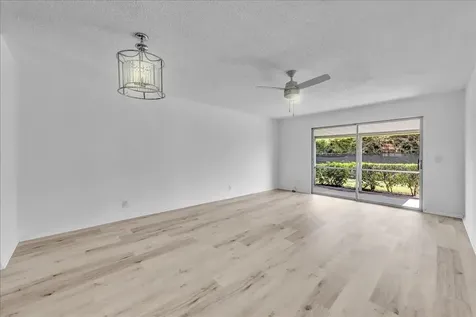 123 Amherst Lane Lake Worth FL 33467