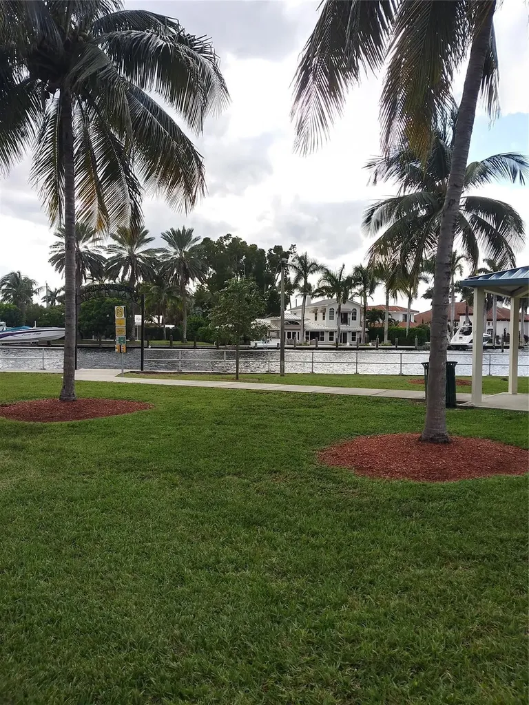 3201 SE 12th Street Pompano Beach FL 33062