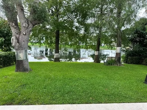 9821 NW 22 Street Pembroke Pines FL 33024