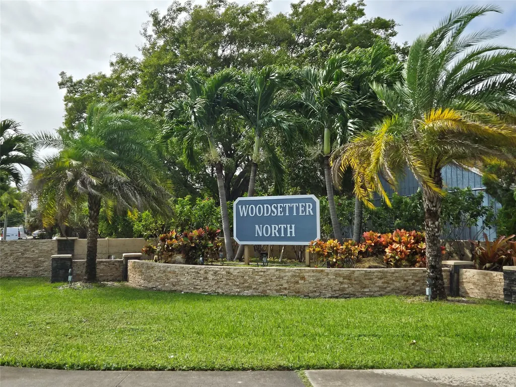 4729 NW 4th Terrace Deerfield Beach FL 33064