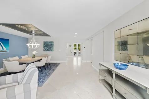 2341 NE 48 Court Lighthouse Point FL 33064