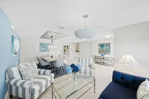2341 NE 48 Court Lighthouse Point FL 33064