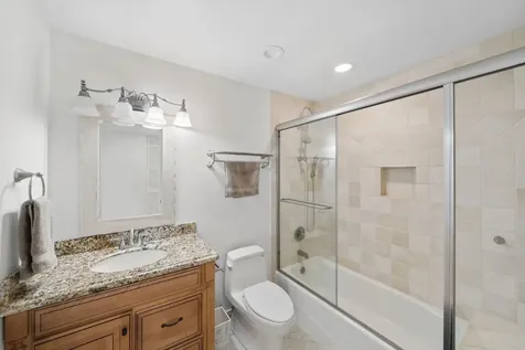 2341 NE 48 Court Lighthouse Point FL 33064