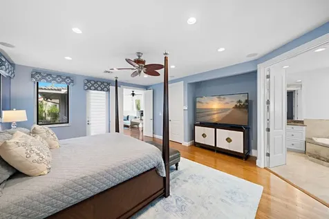 2341 NE 48 Court Lighthouse Point FL 33064