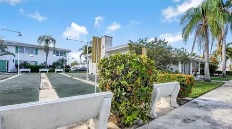 6263 NE 19th Avenue Fort Lauderdale FL 33308