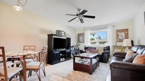 6263 NE 19th Avenue Fort Lauderdale FL 33308