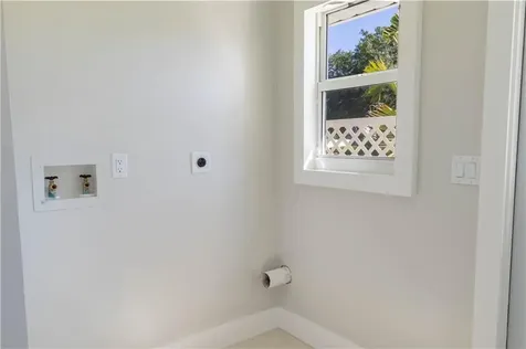5740 36th Place Vero Beach FL 32966