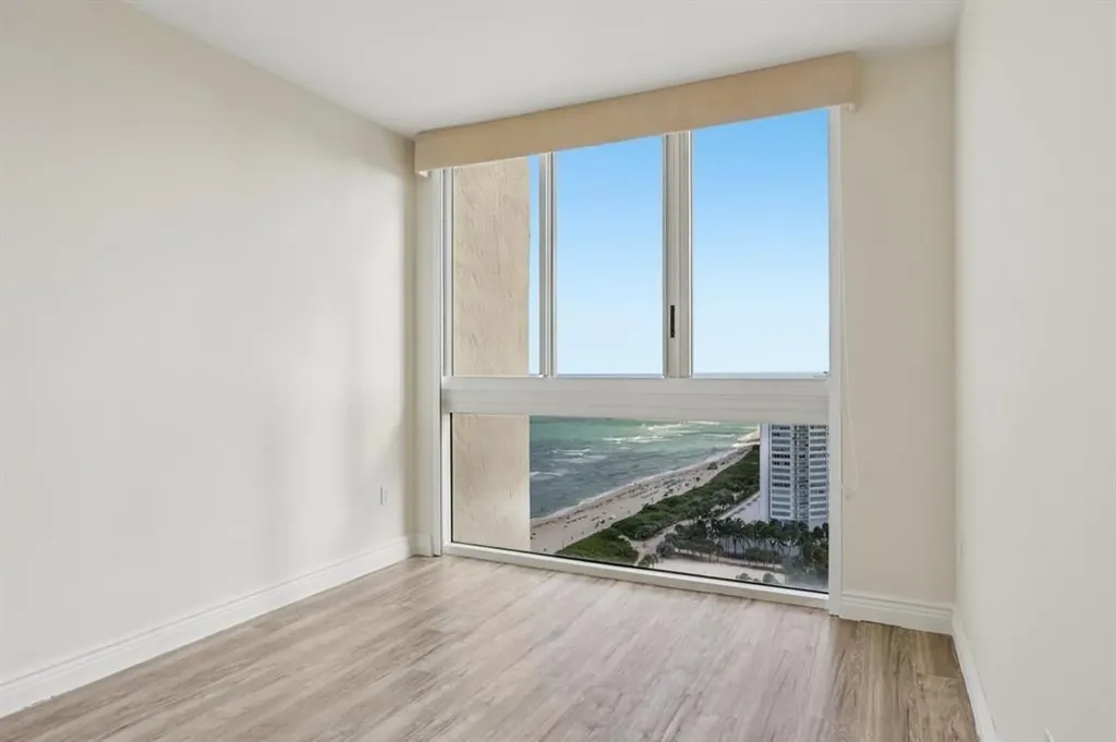 7330 Ocean Terrace Miami Beach FL 33141