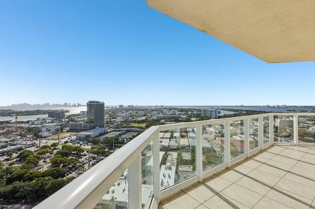 7330 Ocean Terrace Miami Beach FL 33141
