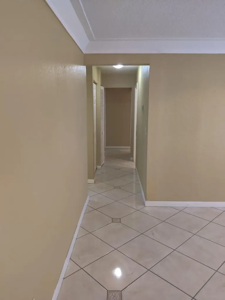6251 SW 41st Street Davie FL 33314