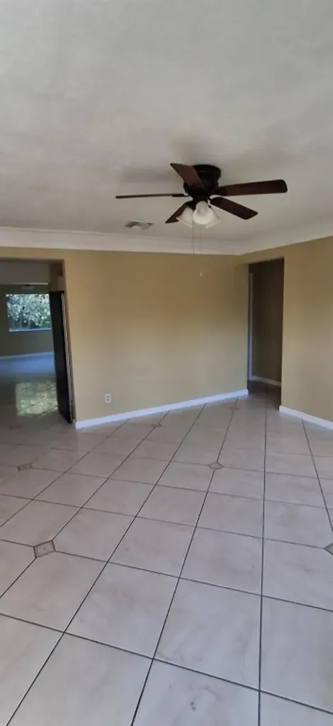 6251 SW 41st Street Davie FL 33314