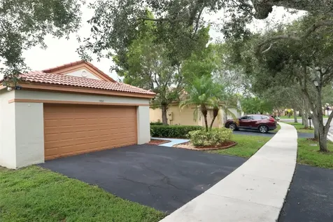 1466 Mira Vista Circle Weston FL 33327