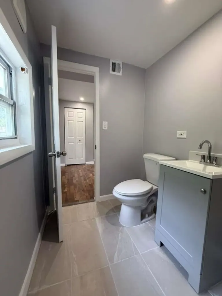 4265 SW 62nd Avenue Davie FL 33314