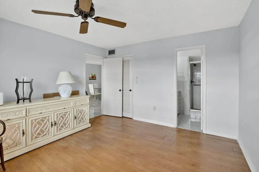 8130 Sunrise Lakes Boulevard Sunrise FL 33322