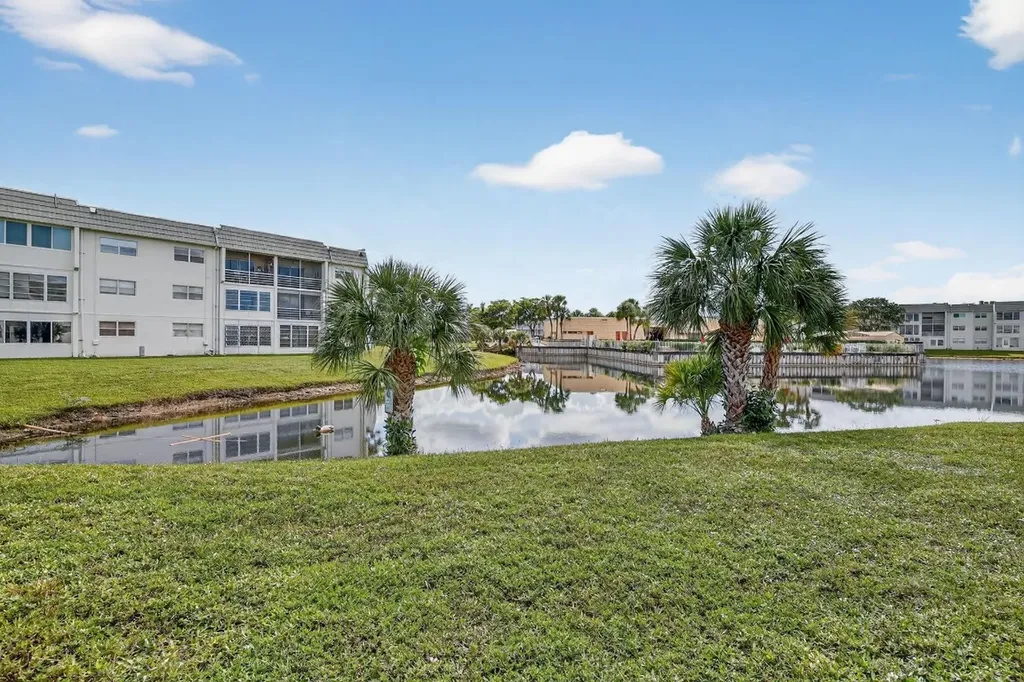 8130 Sunrise Lakes Boulevard Sunrise FL 33322