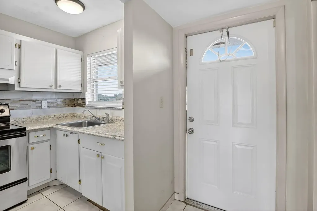 8130 Sunrise Lakes Boulevard Sunrise FL 33322