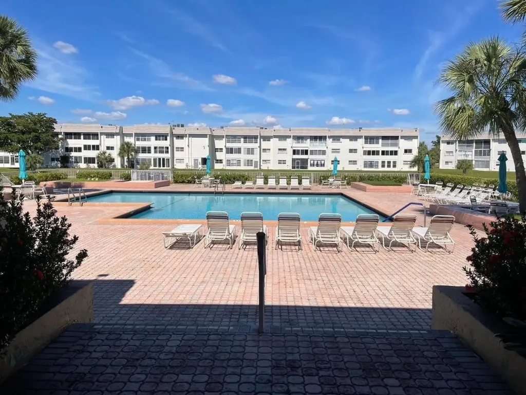 8130 Sunrise Lakes Boulevard Sunrise FL 33322
