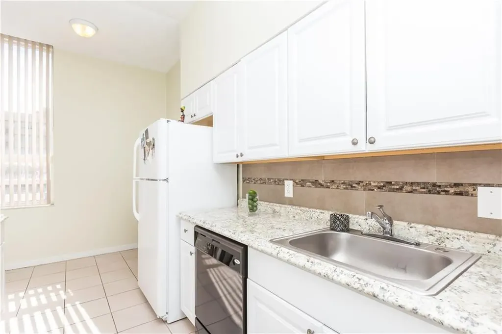326 Harrison Street Hollywood FL 33019
