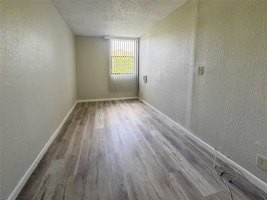 2771 Riverside Drive Coral Springs FL 33065