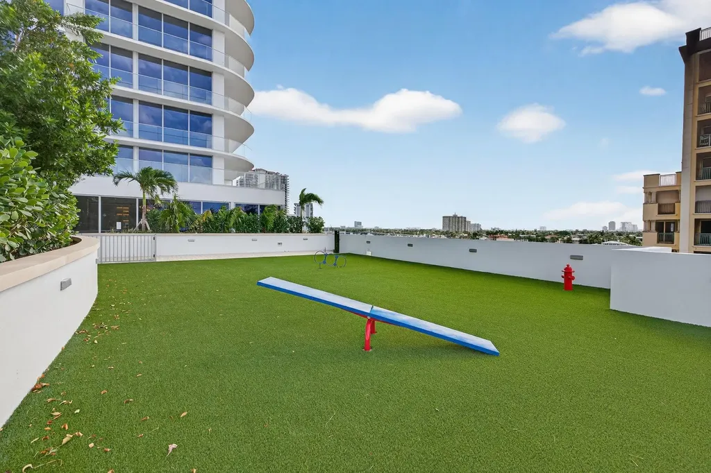 153 N Seabreeze Boulevard Fort Lauderdale FL 33304