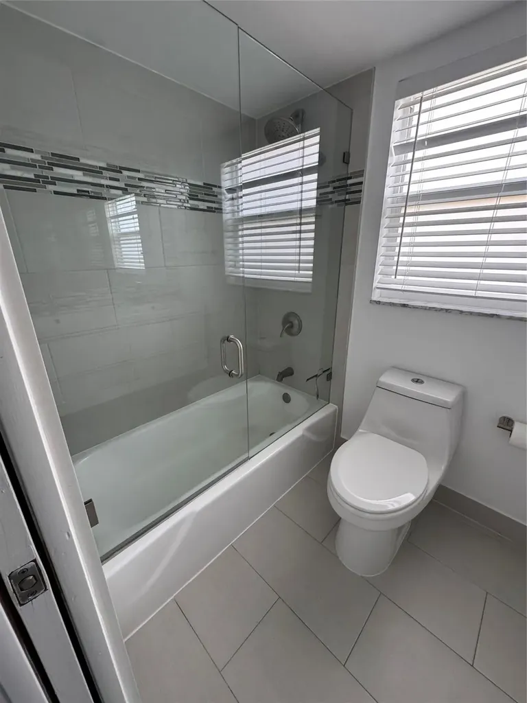 3150 N Palm Aire Pompano Beach FL 33069